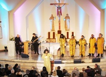 W kościele św. Andrzeja Boboli zaśpiewa żywiołowa Deborah Woodson