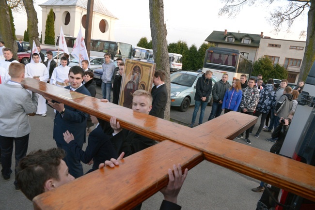 Symbole ŚDM w Przysusze, Kozienicach, Jedlińsku i Zwoleniu