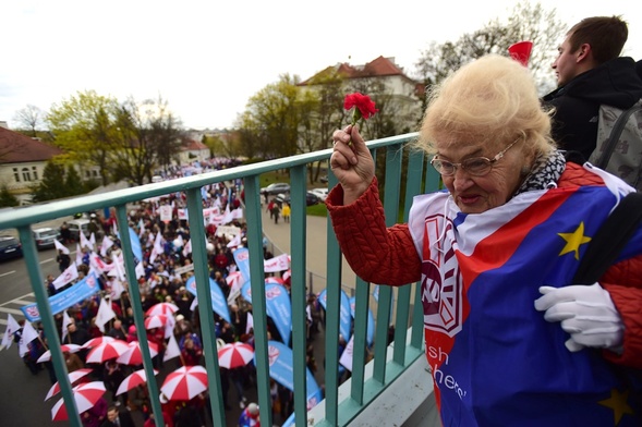 ZNP chce podwyżek; MEN: nie ma środków