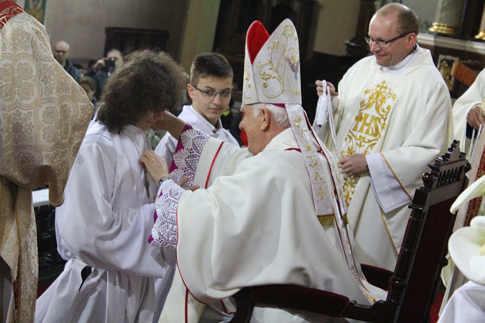 Ustanowienie lektorów i ceremoniarzy