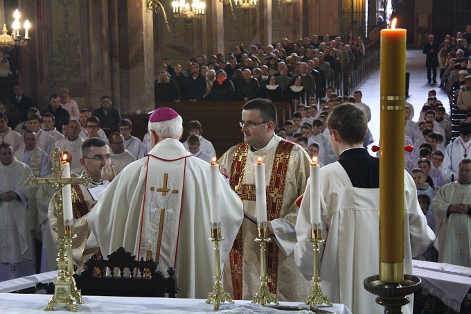 Ustanowienie lektorów i ceremoniarzy