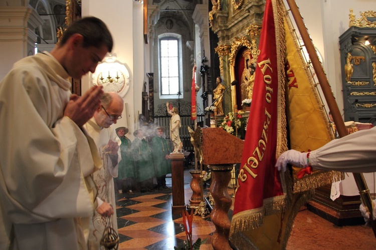 Poświęcenie sztandaru pszczelarzy