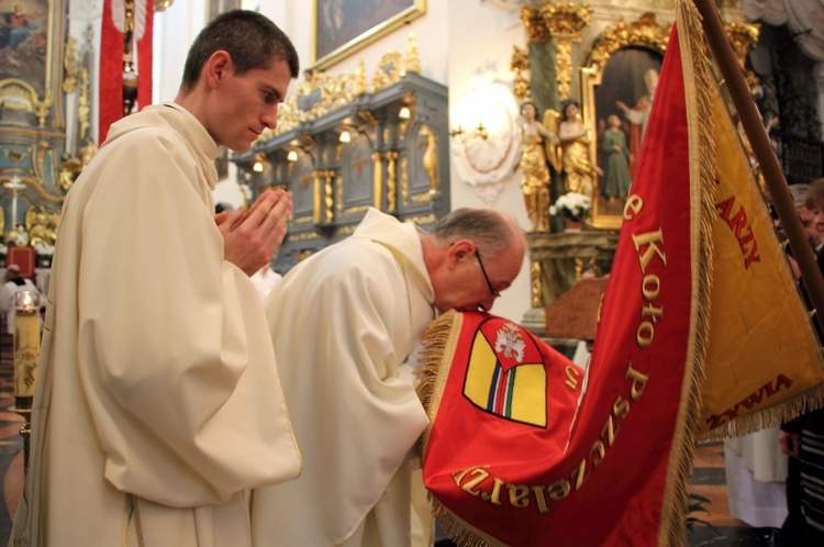 Poświęcenie sztandaru pszczelarzy