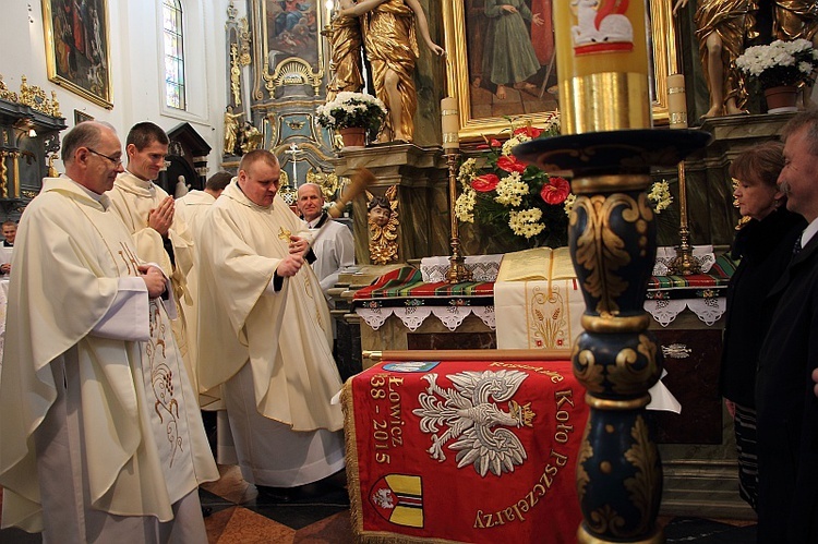 Poświęcenie sztandaru pszczelarzy