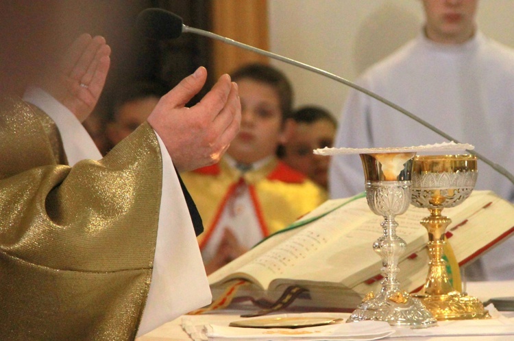 Relikwie św. Jana Pawła II w Podegrodziu