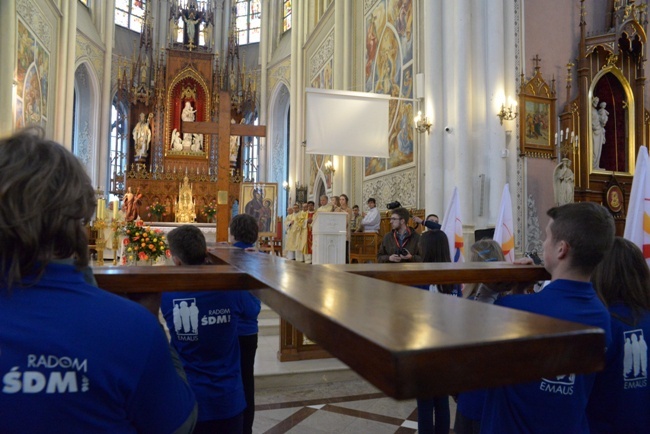 Pożegnanie symboli ŚDM w diecezji radomskiej