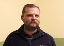 Andrzej Pakosz - to dzięki jego zangażowaniu plecaki pielgrzymów będą codziennie bezpiecznie transportowane ciężarówkami