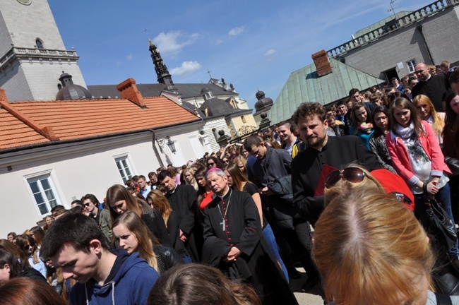 Maturzyści z diecezji radomskiej na Jasnej Górze