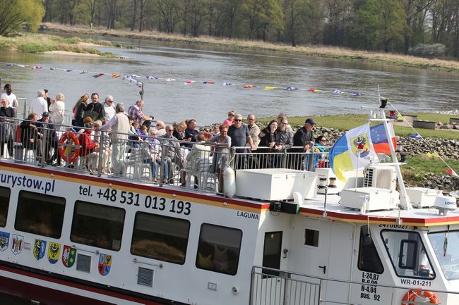 Inauguracja sezonu turystycznej żeglugi śródlądowej na Odrze w Nowej Soli.