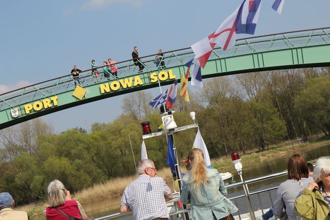 Inauguracja sezonu turystycznej żeglugi śródlądowej na Odrze w Nowej Soli.