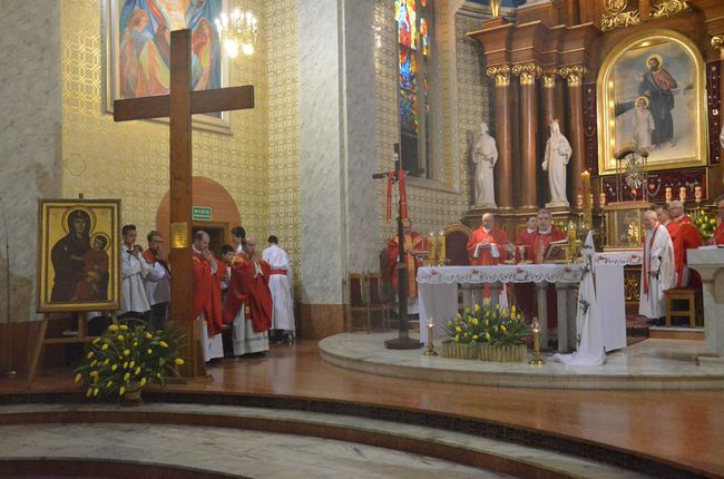 Niżańskie czuwanie przy symbolach