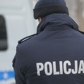 Policjantowi zarzuca się niedopełnienie obowiązków i nieumyślne spowodowanie śmierci