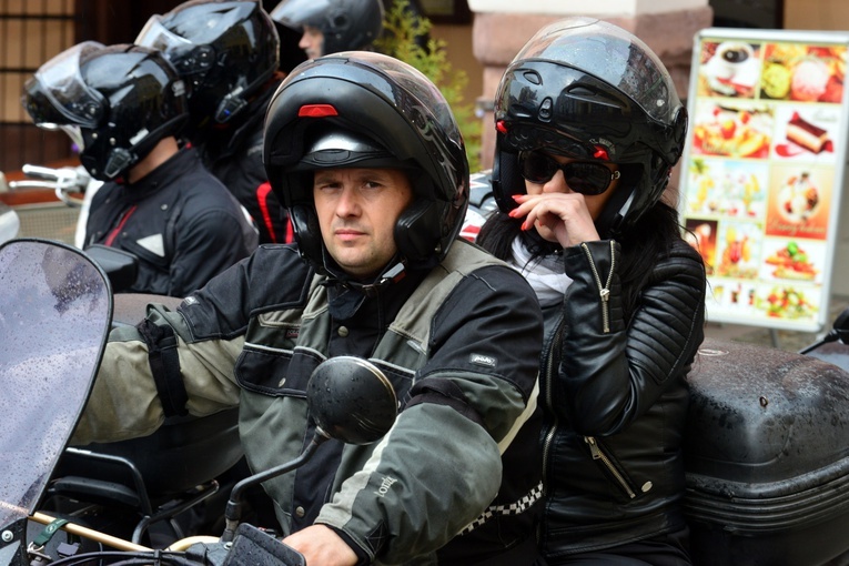 Motocykliści w Nowej Rudzie