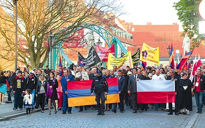 Z katedry pod kościół dominikanów przeszedł marsz milczenia