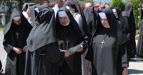 Wśród zgromadzeń, które na co dzień mogą spotkać bielsko-żywieccy diecezjanie są także siostry albertynki w Żabnicy