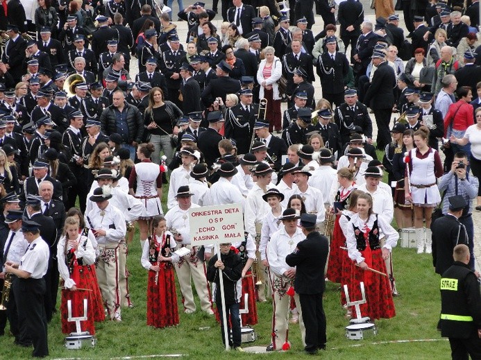 Piegrzymka strażaków