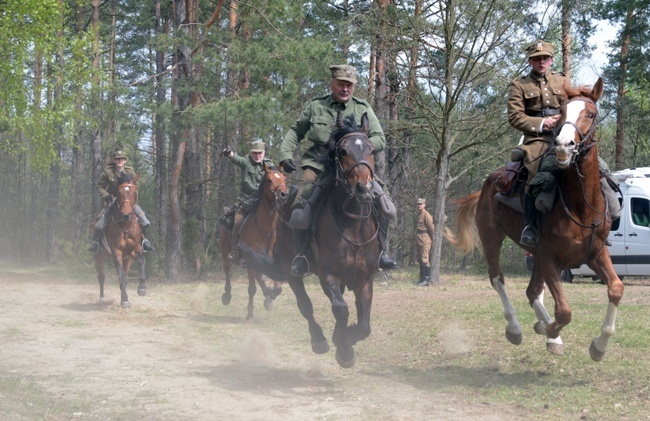 75. rocznica śmierci Henryka Dobrzańskiego ”Hubala”