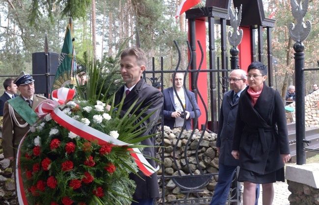 75. rocznica śmierci Henryka Dobrzańskiego ”Hubala”