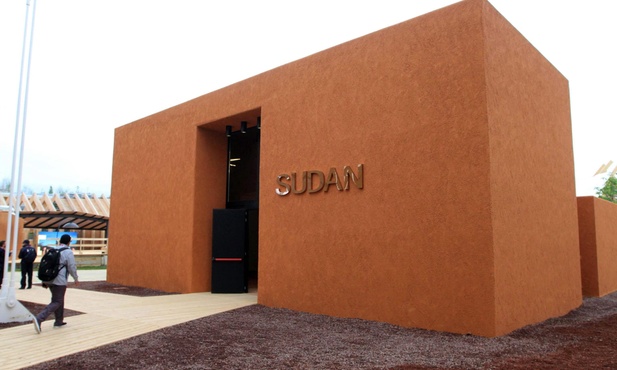 Głodujący bohaterami Expo 2015