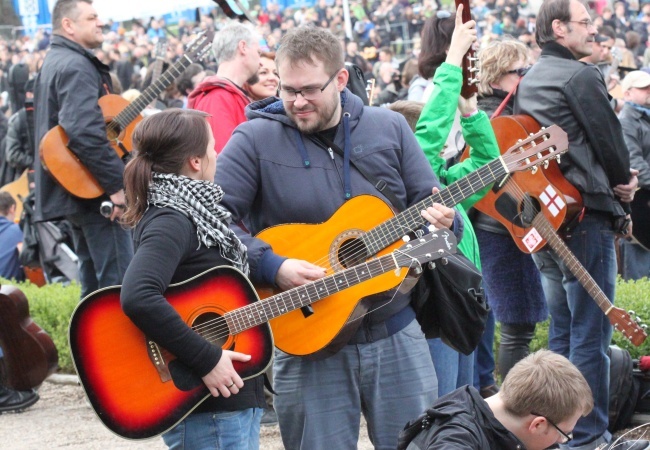 Gitarowy Rekord Guinnessa 2015