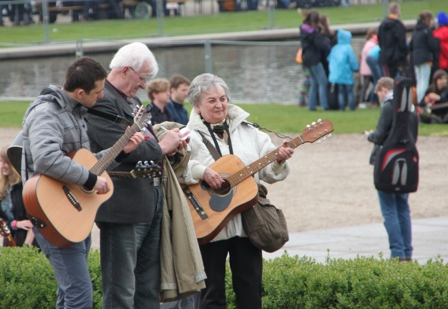 Gitarowy Rekord Guinnessa 2015