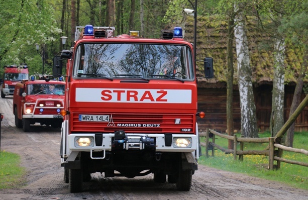 "Pali się! Majówka ze strażakiem Waldkiem"