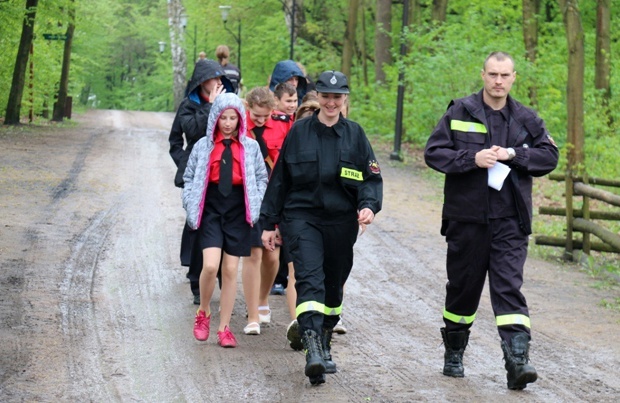 "Pali się! Majówka ze strażakiem Waldkiem"