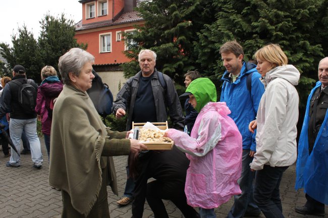 Pielgrzymka do sanktuarium w Zabrzu-Rokitnicy