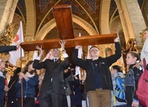 Wiara to przylgnięcie do Boga