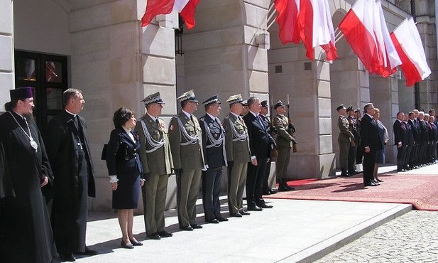 Biało-czerwona na maszt!