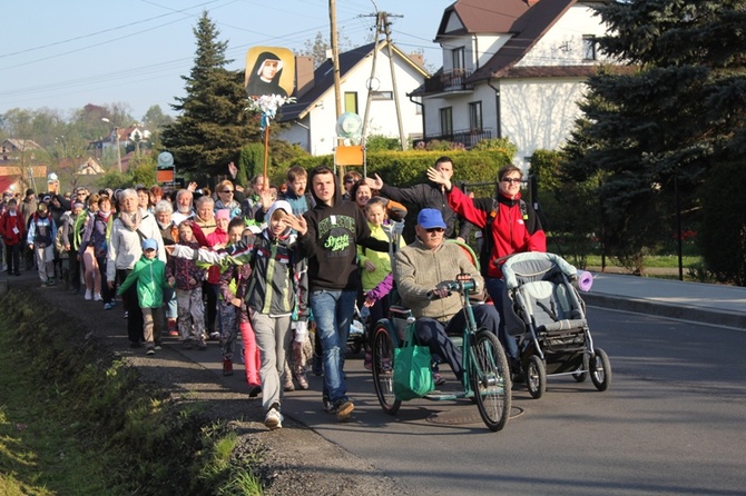 Na trasie czwartego dnia: z Mogilan do celu! - cz. 1