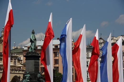 Msza św. i pochód patriotyczny