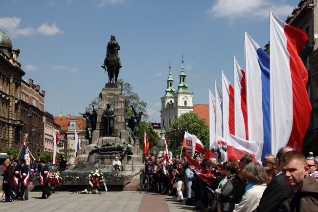 Msza św. i pochód patriotyczny