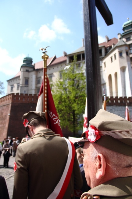 Msza św. i pochód patriotyczny