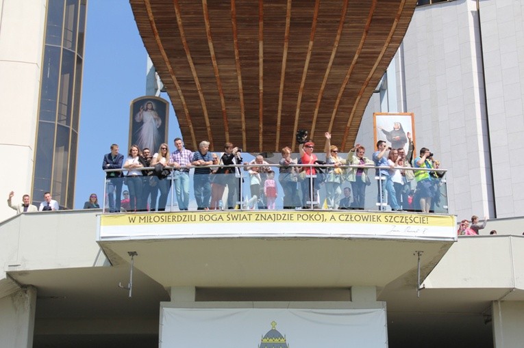 Od św. Jana Pawła II do św. Faustyny