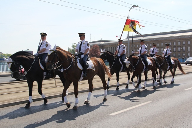 Tęcza mundurów - 224. rocznica Konstytucji 3 Maja 