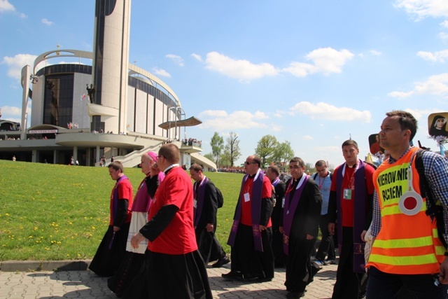 Doszli z Hałcnowa do Łagiewnik po raz trzeci