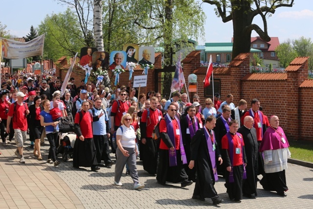 Doszli z Hałcnowa do Łagiewnik po raz trzeci