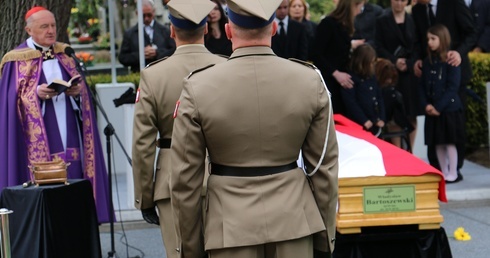 "Odpocznij, Władku, należy Ci się wytchnienie"