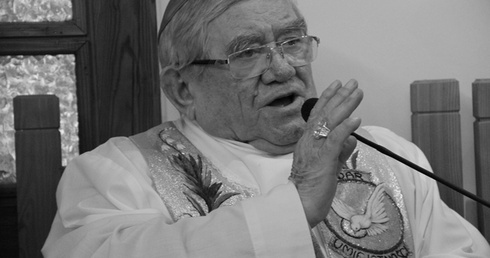 Zmarł bp Józef Pazdur