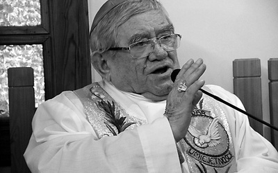Zmarł biskup Józef Pazdur