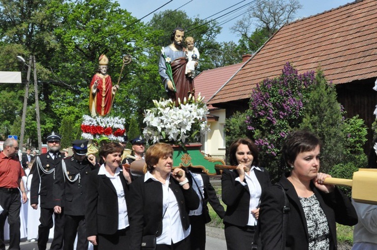 Procesja w Szczepanowie 