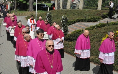 Biskup Jeż powiększył grono kanoników