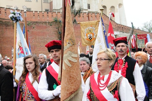 Procesja ku czci św. Stanisława z Wawelu na Skałkę - cz. 1