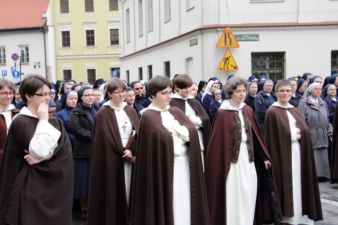 Procesja ku czci św. Stanisława z Wawelu na Skałkę - cz. 1