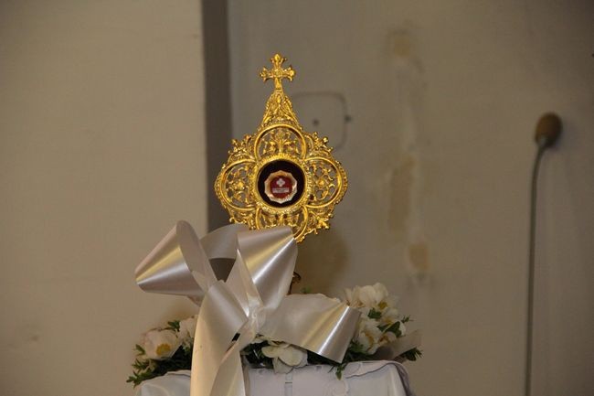 Wprowadzenie relikwii bł. Matki Teresy do kościoła WNMP w Złocieńcu