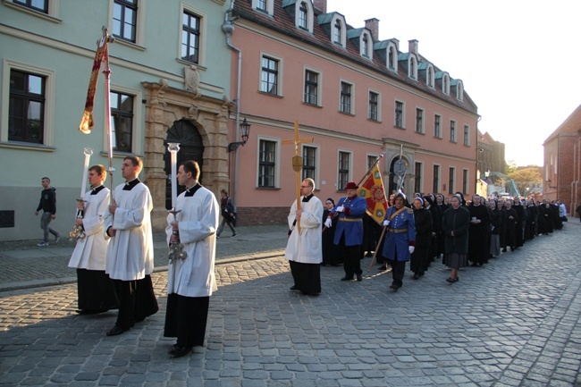 Wrocław żegna bp. Józefa Pazdura