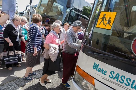 Pielgrzymi są już w Lourdes