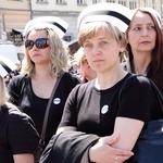 Protest pielęgniarek i położnych na Rynku Głównym