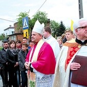  Powitanie obrazu i relikwii w Tarnowie-Krzyżu 